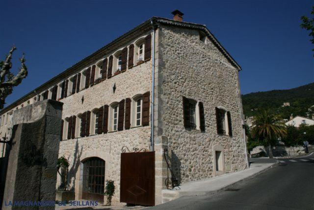 La Magnanerie De Seillans Bed & Breakfast Exterior photo